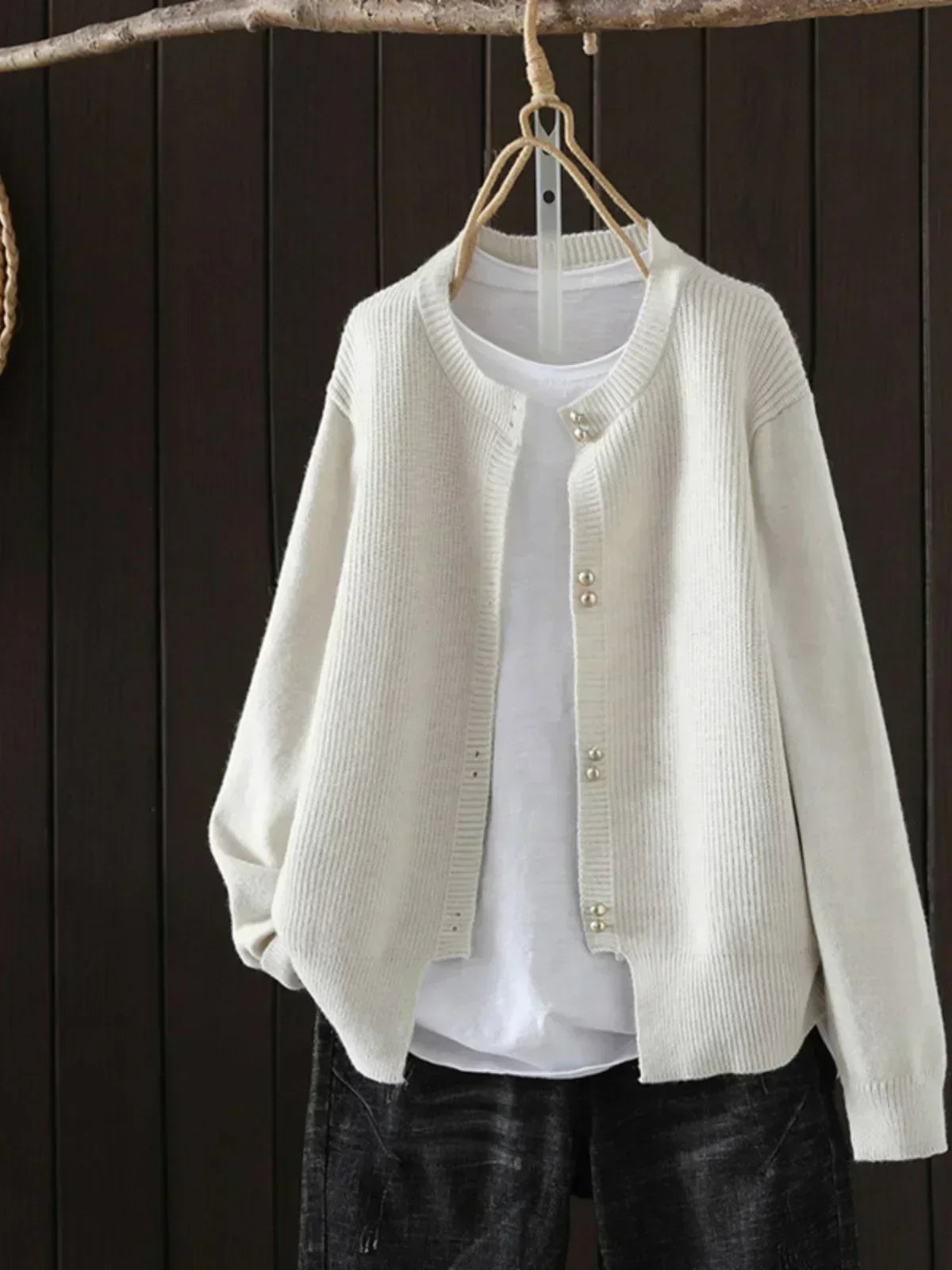 Elara | Pearl-Button Cardigan